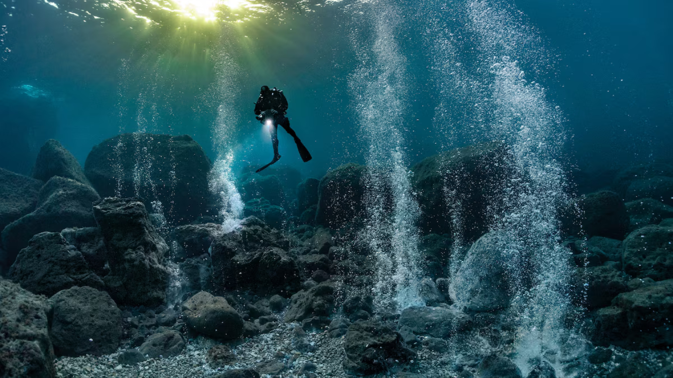 Underwater volcano diver